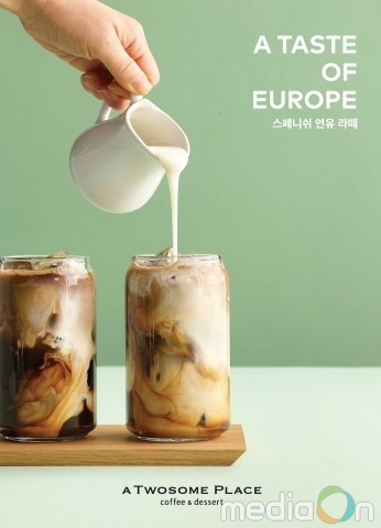 투썸플레이스, ‘스페니쉬 연유 라떼’ 출시