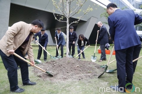 존슨콘트롤즈, 지구의 달 맞아 지속가능성 실현 약속